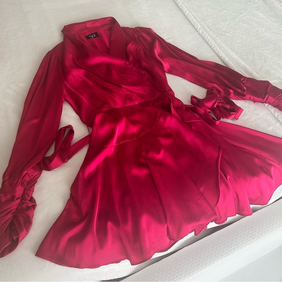 Vici Dresses & Skirts - Vici Fuchsia Silk/satin dress